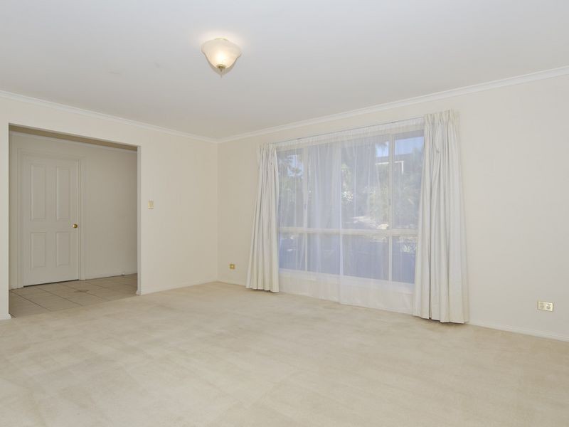 5 Coorong Court, Port Noarlunga SA 5167