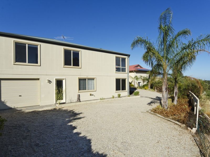 5 Coorong Court, Port Noarlunga SA 5167