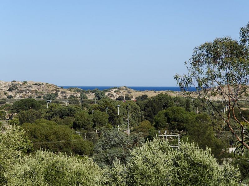 5 Coorong Court, Port Noarlunga SA 5167