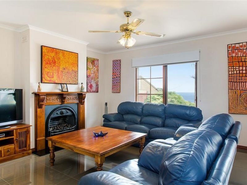 7 Peera Street, Hallett Cove SA 5158