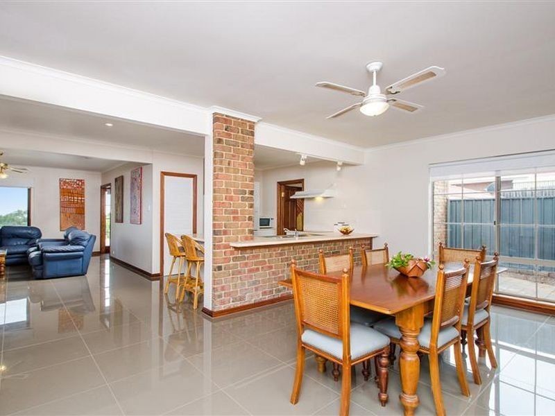 7 Peera Street, Hallett Cove SA 5158