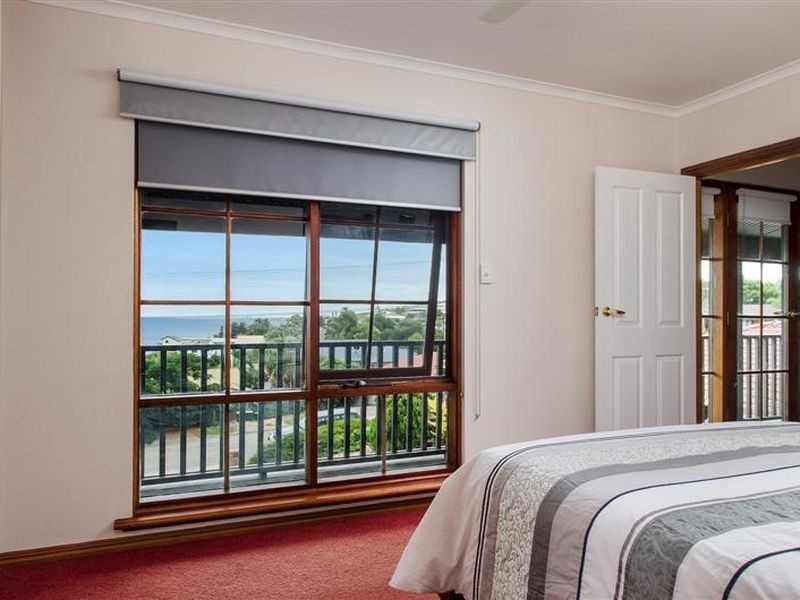 7 Peera Street, Hallett Cove SA 5158