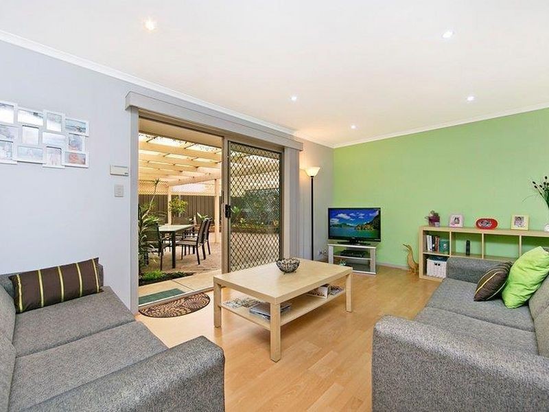 33 Sir James Hardy Way, Woodcroft SA 5162