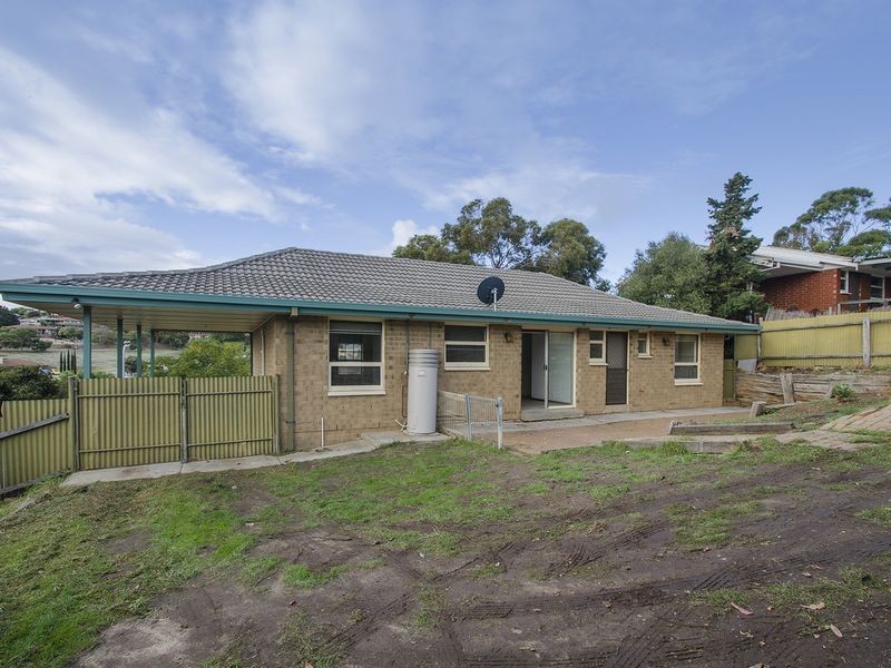 9 Warawee Place, Hallett Cove SA 5158