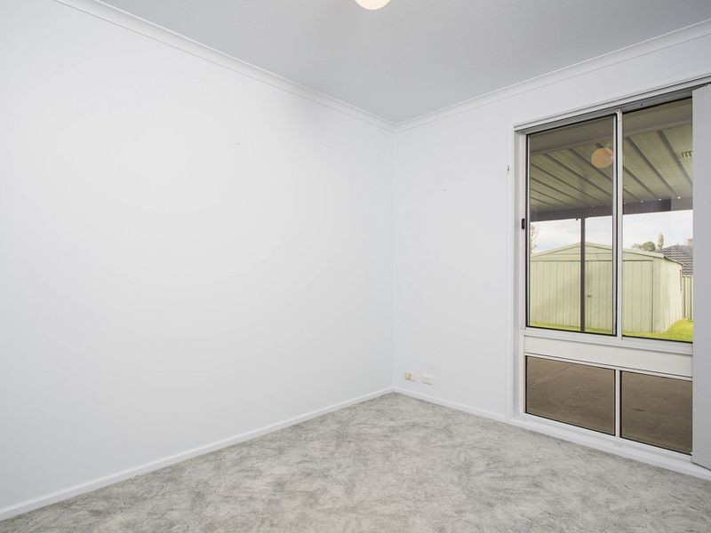 17 French Crescent, Trott Park SA 5158