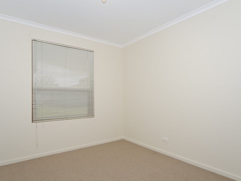 5 Carmela Avenue, Morphett Vale SA 5162