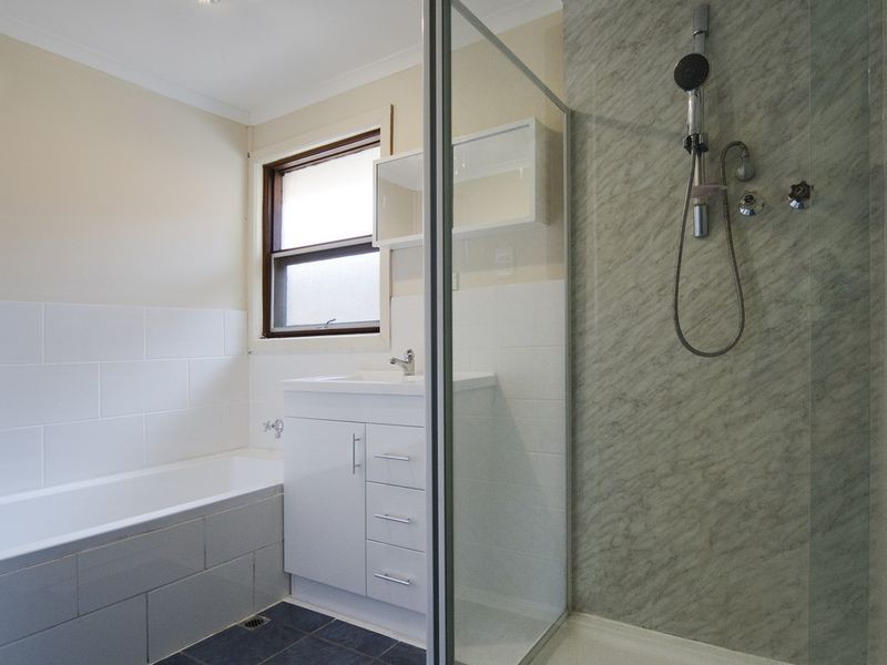 5 Carmela Avenue, Morphett Vale SA 5162