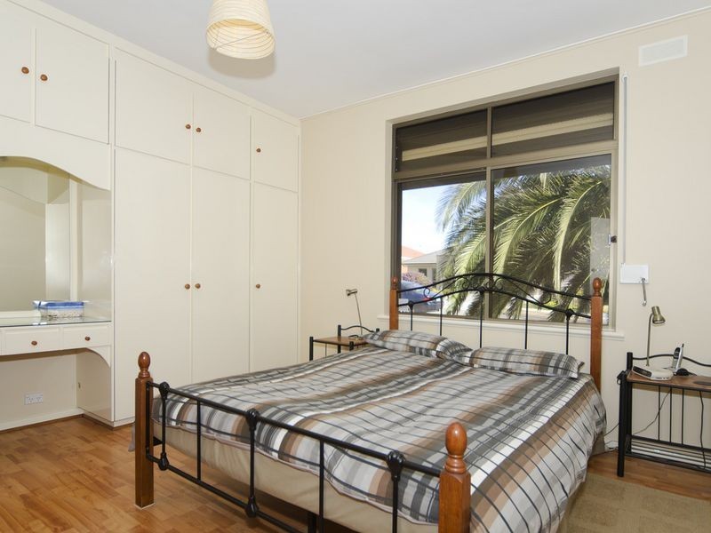 5 Quintus Terrace, Dover Gardens SA 5048