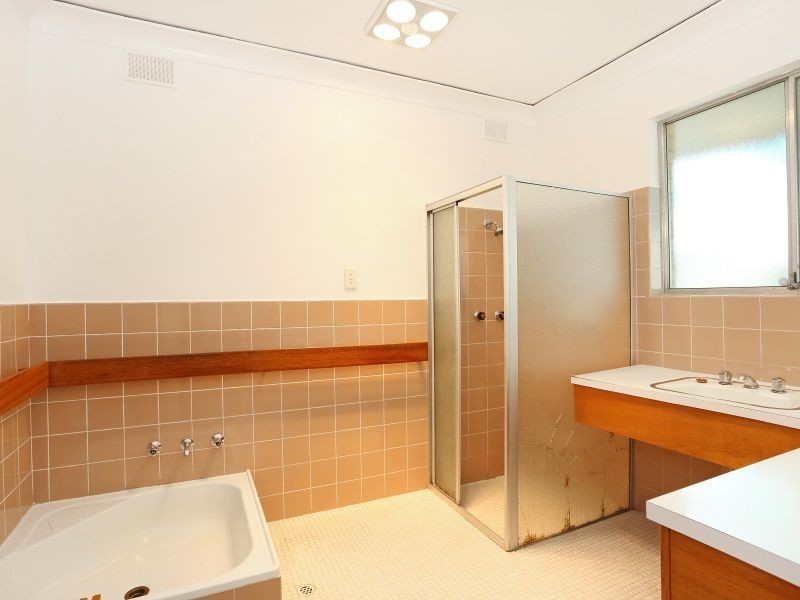 32 Hinkley Road, Morphett Vale SA 5162