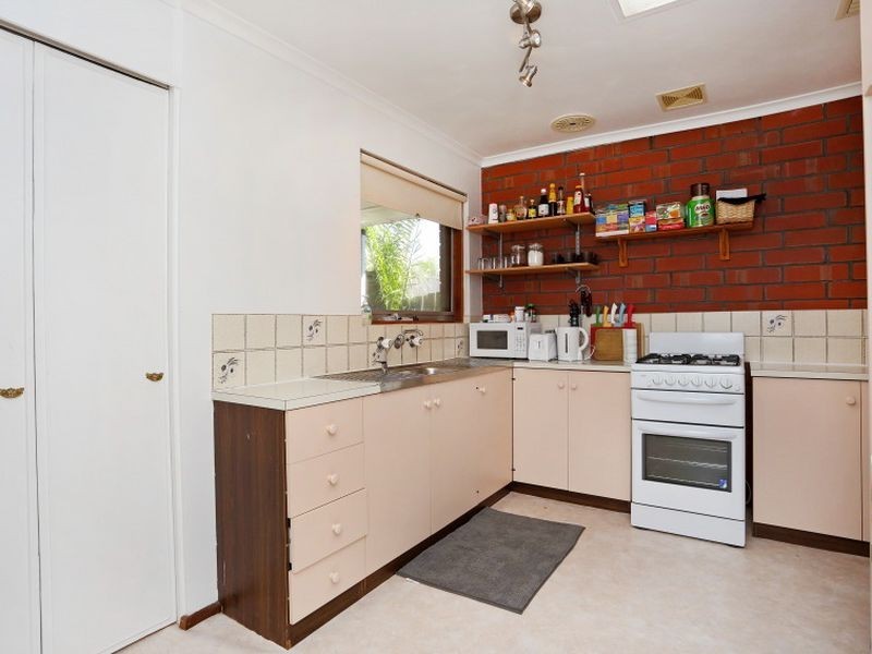 8/2 Douglas Avenue, Reynella SA 5161