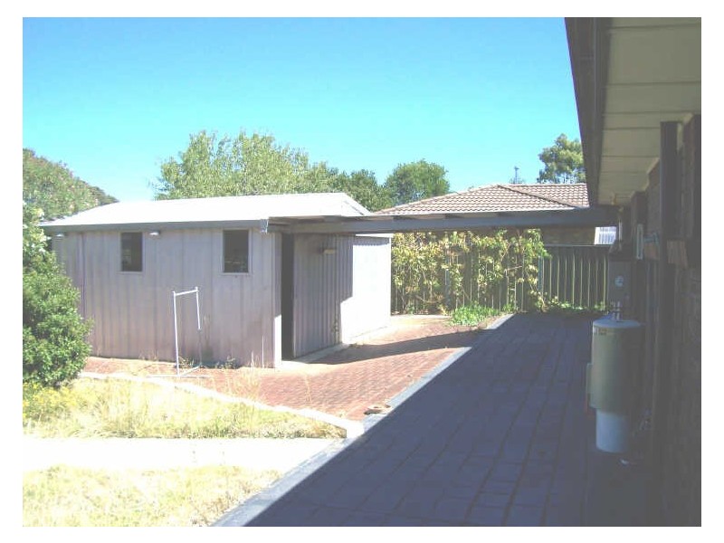 2 Olivier Court, Morphett Vale SA 5162