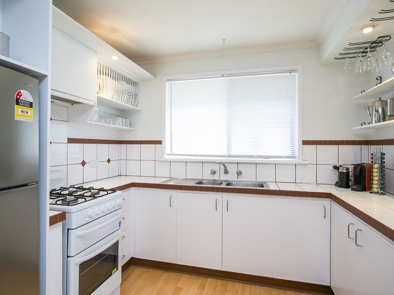 17 Caprice Street, Hallett Cove SA 5158