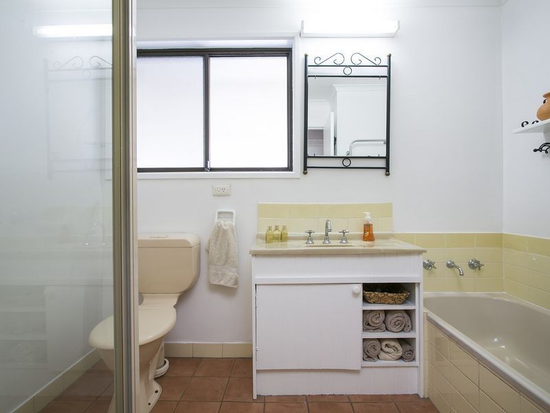 17 Caprice Street, Hallett Cove SA 5158