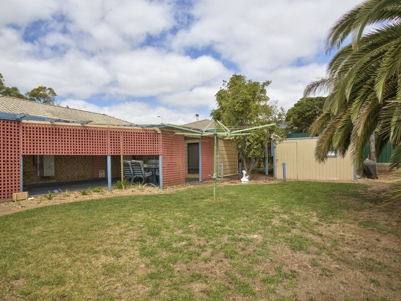 17 Caprice Street, Hallett Cove SA 5158