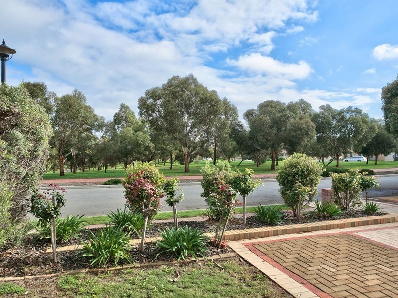 9 Islington Drive, Sheidow Park SA 5158