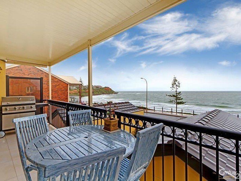 2/42 Esplanade, Christies Beach SA 5165