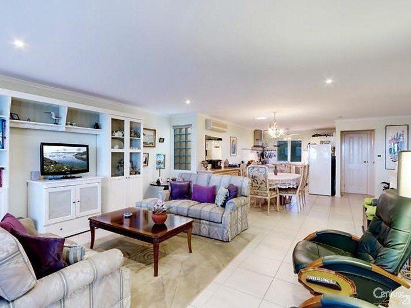 2/42 Esplanade, Christies Beach SA 5165