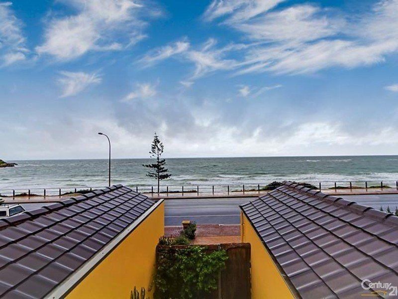 2/42 Esplanade, Christies Beach SA 5165
