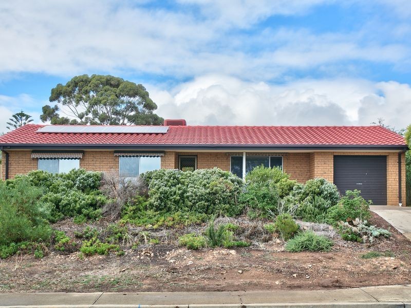 4 Falcon Avenue, Hallett Cove SA 5158