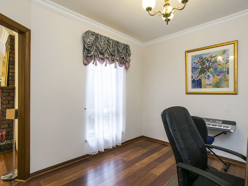 39 Quinvale Road, Hallett Cove SA 5158
