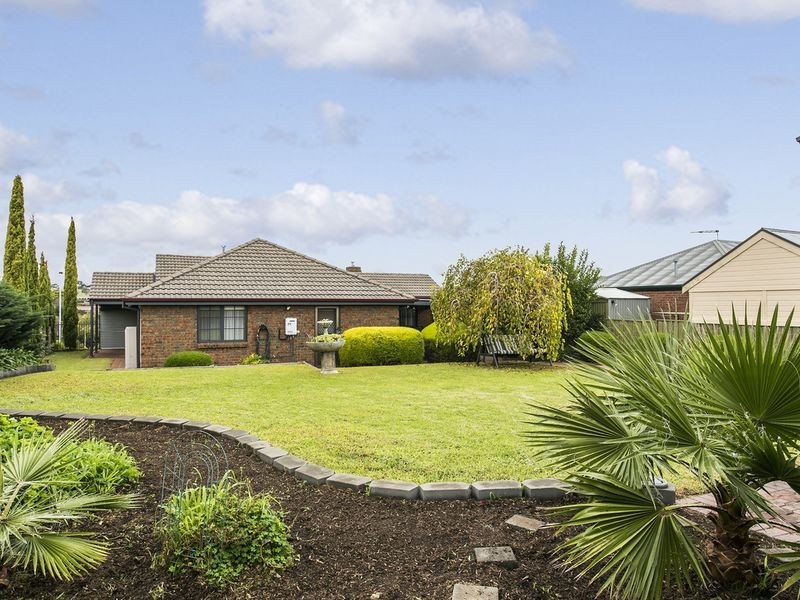 39 Quinvale Road, Hallett Cove SA 5158