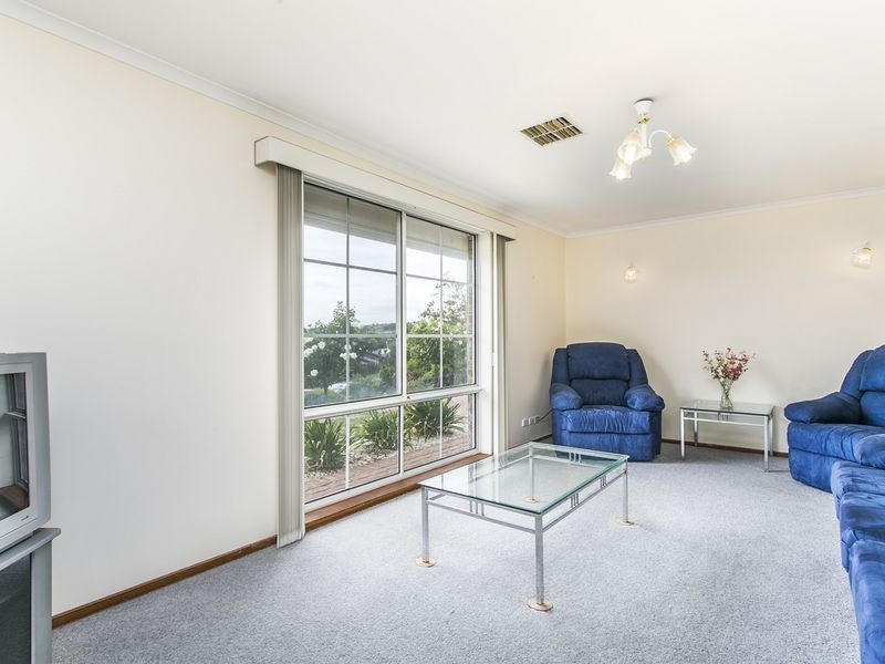 14 Kalmia Court, Hallett Cove SA 5158