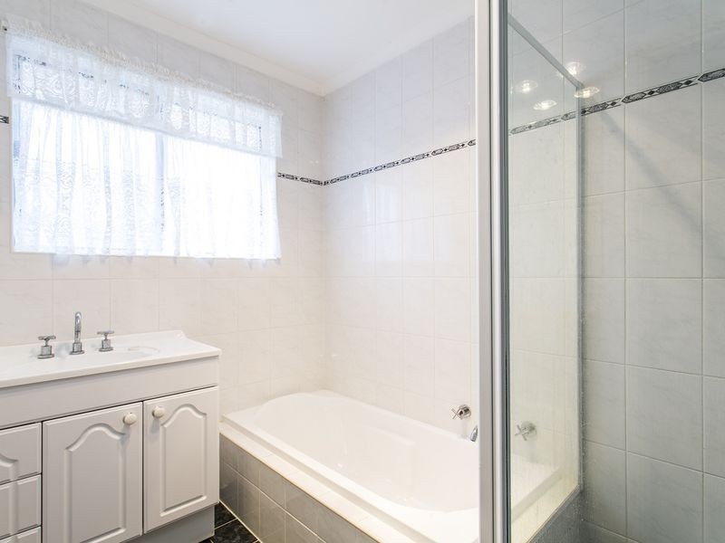 14 Kalmia Court, Hallett Cove SA 5158