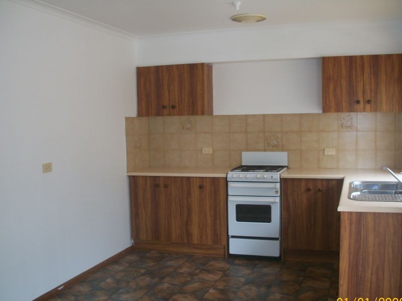 32 Oakridge Rise, Huntfield Heights SA 5163