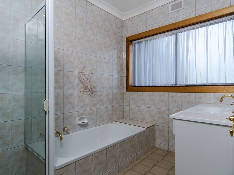 12 Glyndale Grove, Huntfield Heights SA 5163