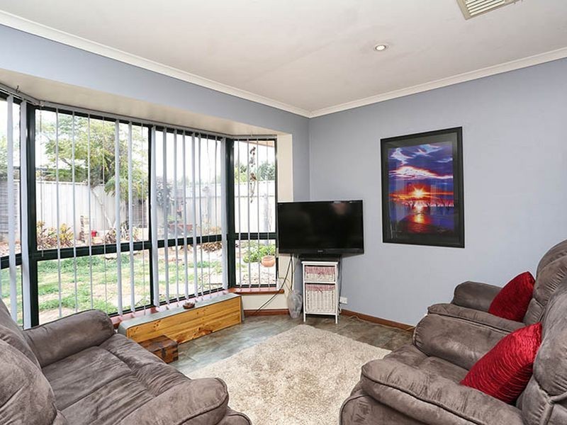 21 Windlass Square, Seaford Rise SA 5169