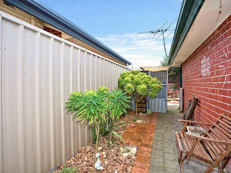 21 Windlass Square, Seaford Rise SA 5169