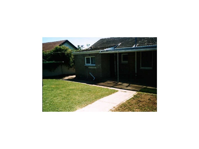 8 Brodie Crescent, Christies Beach SA 5165