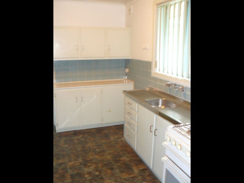 4 Jason Street, Christie Downs SA 5164