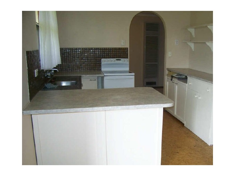 16 Camille Street, Hallett Cove SA 5158