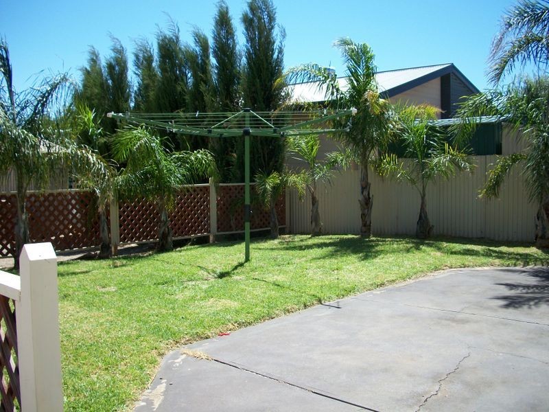 53 Wootoona Avenue, Christies Beach SA 5165