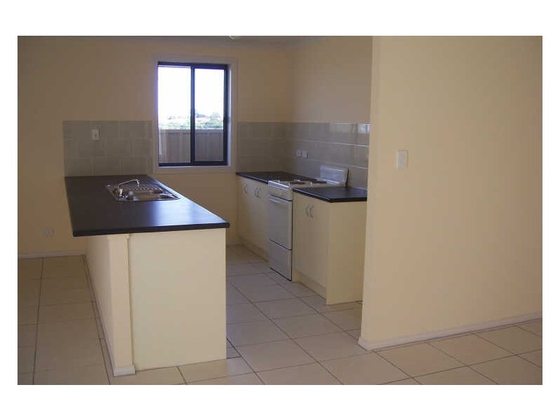 6 Hannah Close, Hackham SA 5163