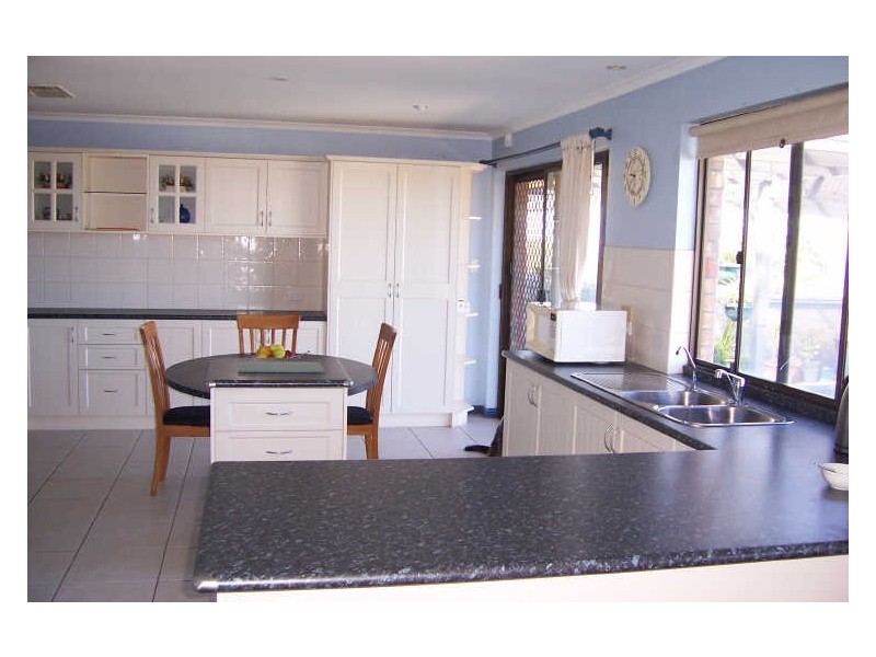 3 Ingomar Court, Hallett Cove SA 5158