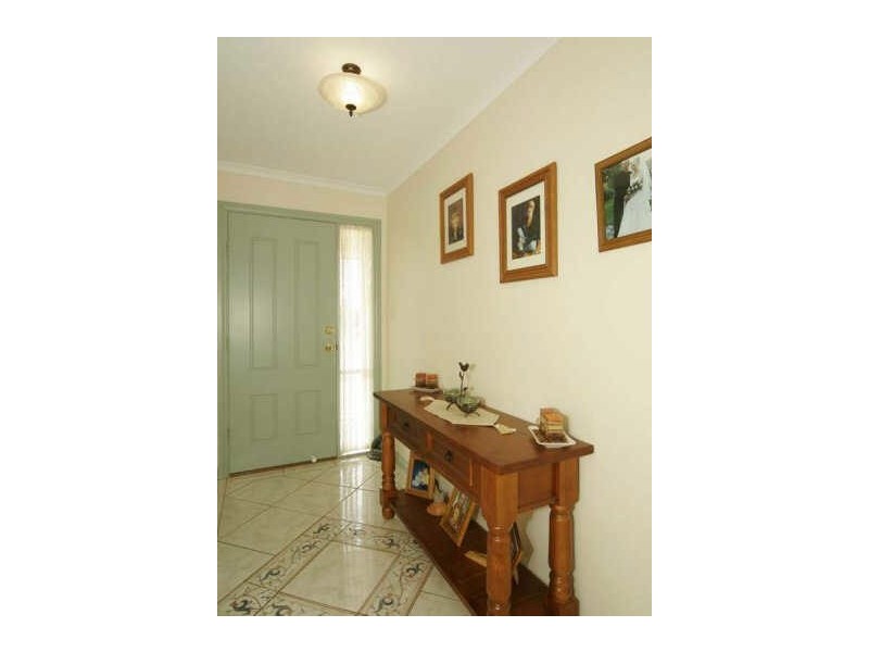 9 MEADFOOT CLOSE, Moana SA 5169