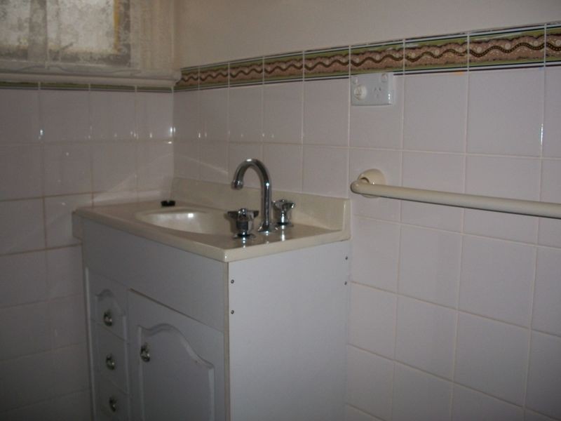 15 Sunnybanks Road, Happy Valley SA 5159