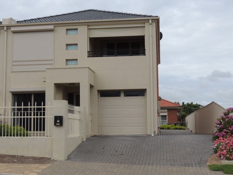 6A Grundy Terrace, Christies Beach SA 5165