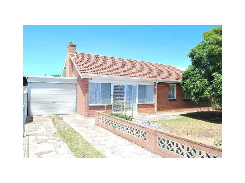 8 Claring-Bould Road, Christies Beach SA 5165