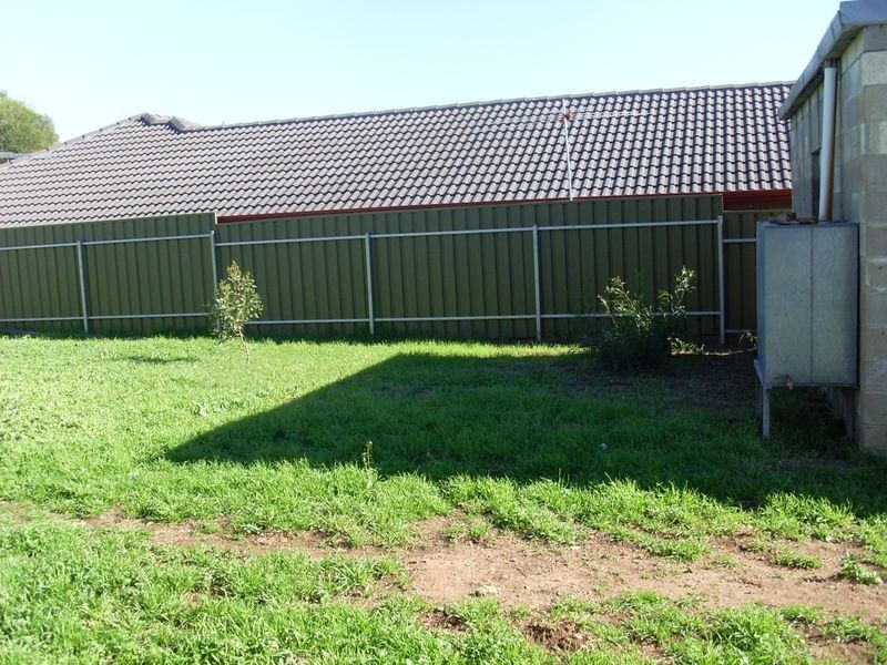 13 Central Avenue, Hallett Cove SA 5158