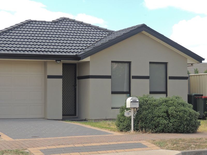 13 Lynton Terrace, Seaford SA 5169