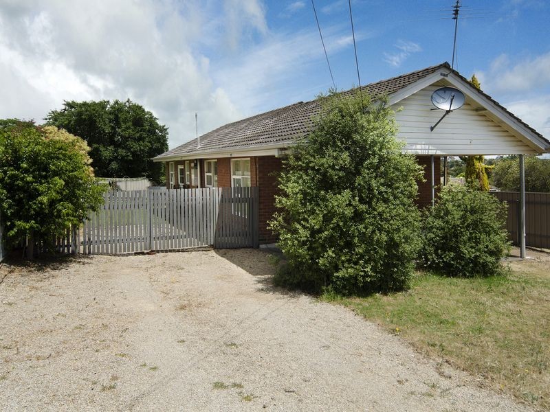 2 Attridge Road, Morphett Vale SA 5162