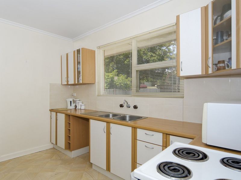 2 Attridge Road, Morphett Vale SA 5162