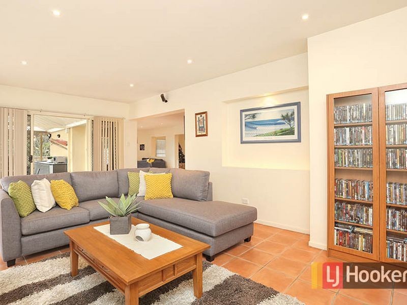 6 Coronet Close, Carindale QLD 4152