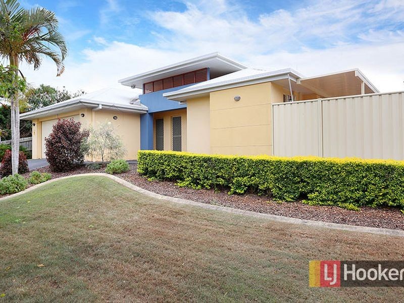 6 Coronet Close, Carindale QLD 4152