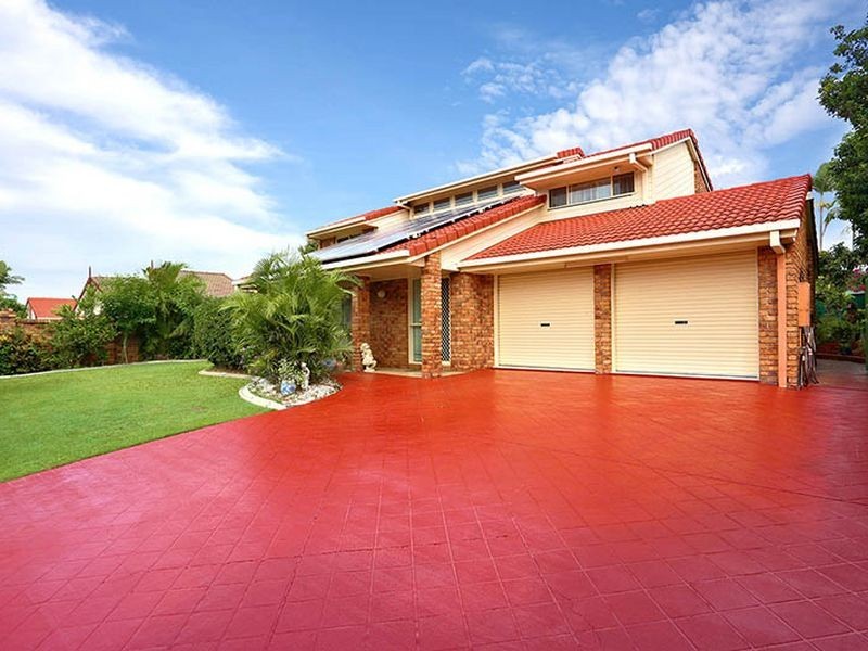 161 Meadowlands Road, Carindale QLD 4152