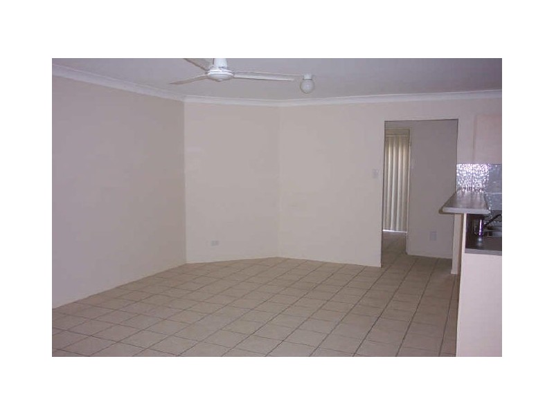 82 Silky Oak Crescent, Carindale QLD 4152