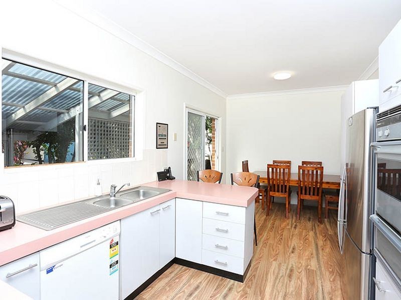 36 Hartigan Street, Belmont QLD 4153